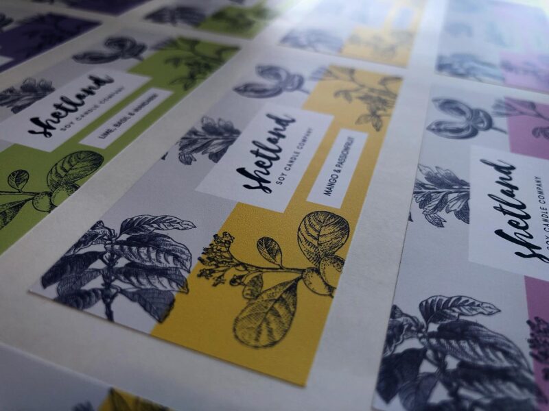 Candle labels all day everyday, over here! Tag us in your photos- we love seeing all the labels