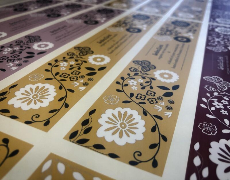 Custom vinyl labels- Chose your size, shape, corner radius, number of designs and amount of labels! We do